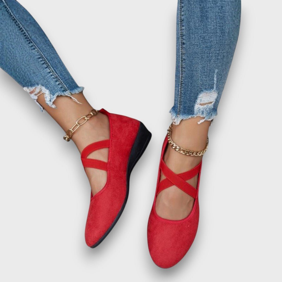 Arlena | Elegant closed wedge shoes